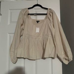 Versona off white top